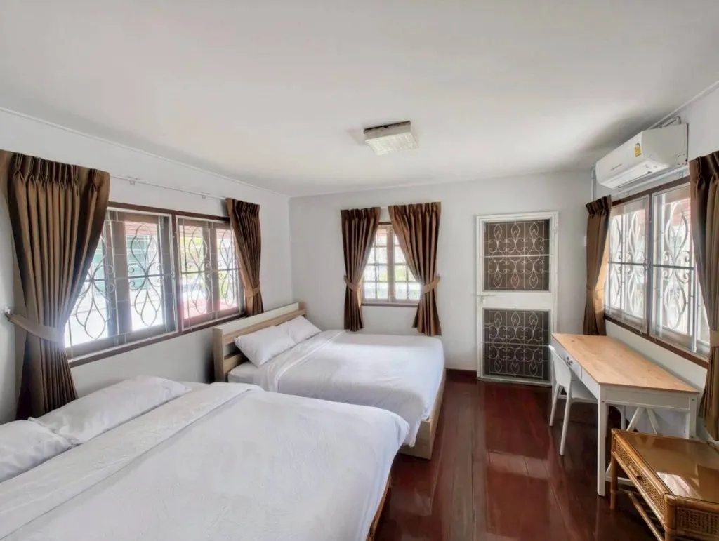 Merry house Bangsaen (100/5)