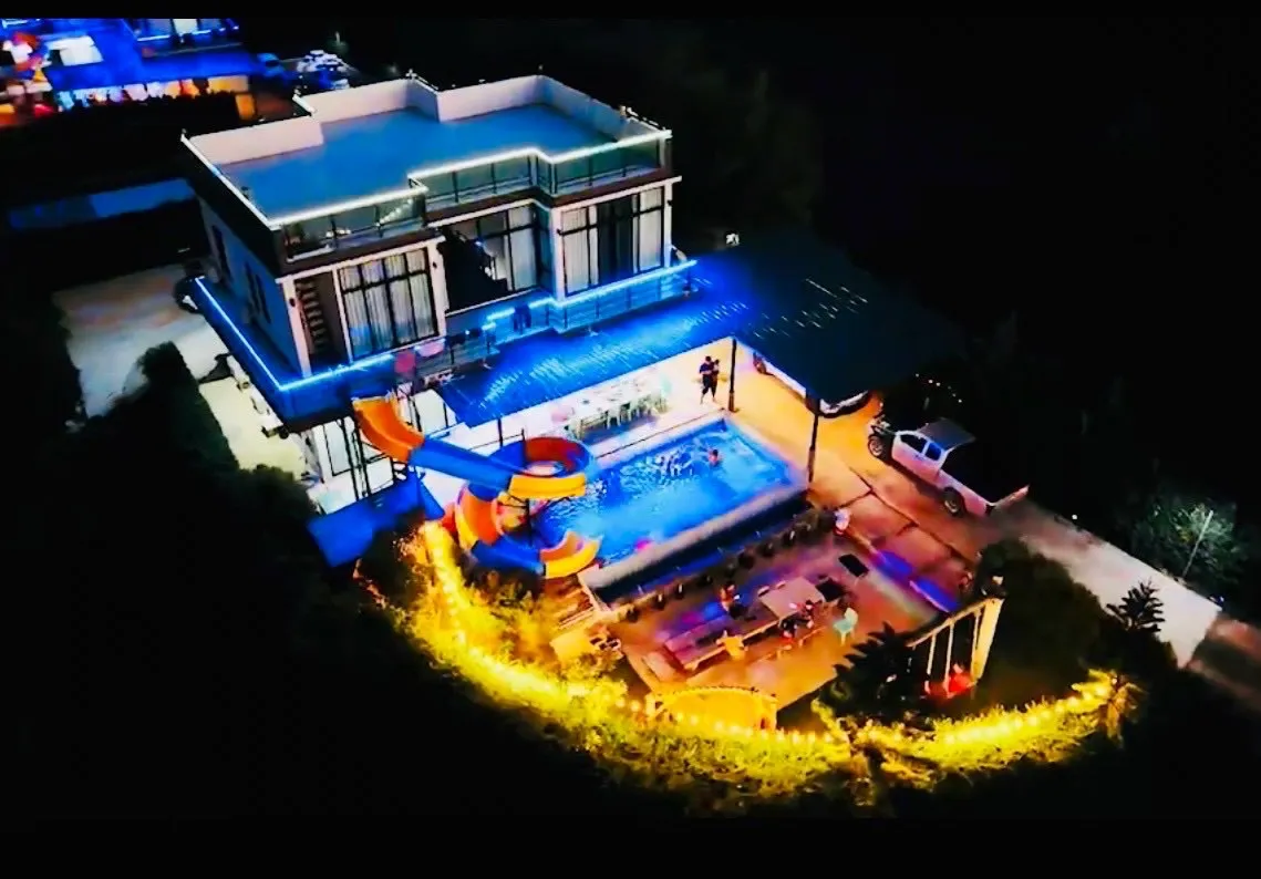 บ้านชายเขาพูลวิลล่าเขาใหญ่