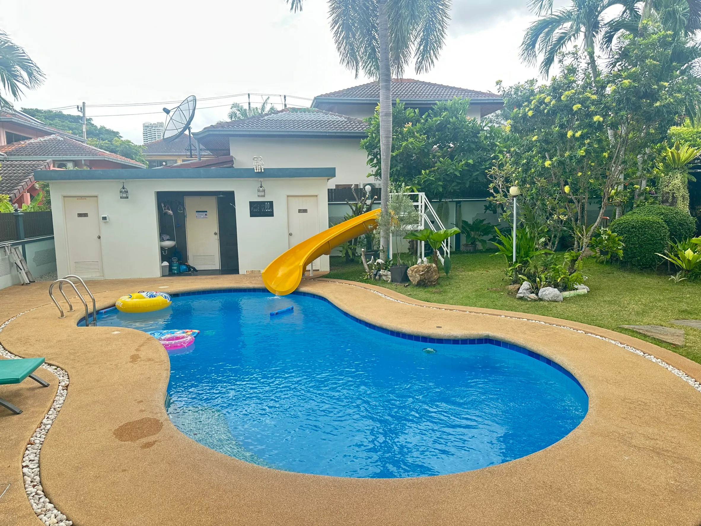 Let’s Chill Pool Villa Najomtien42