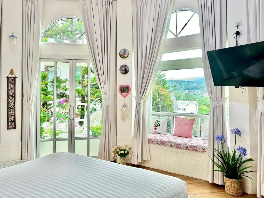 DEluxe Studio 2 (Pink) เขาค้อ