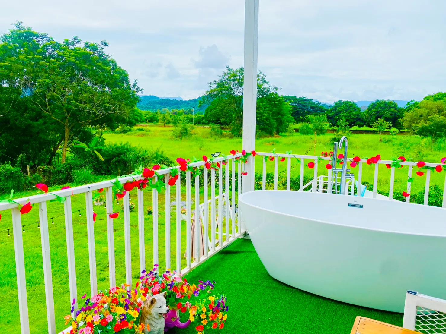 Pixel​ mountain​ view​ pool​villa​