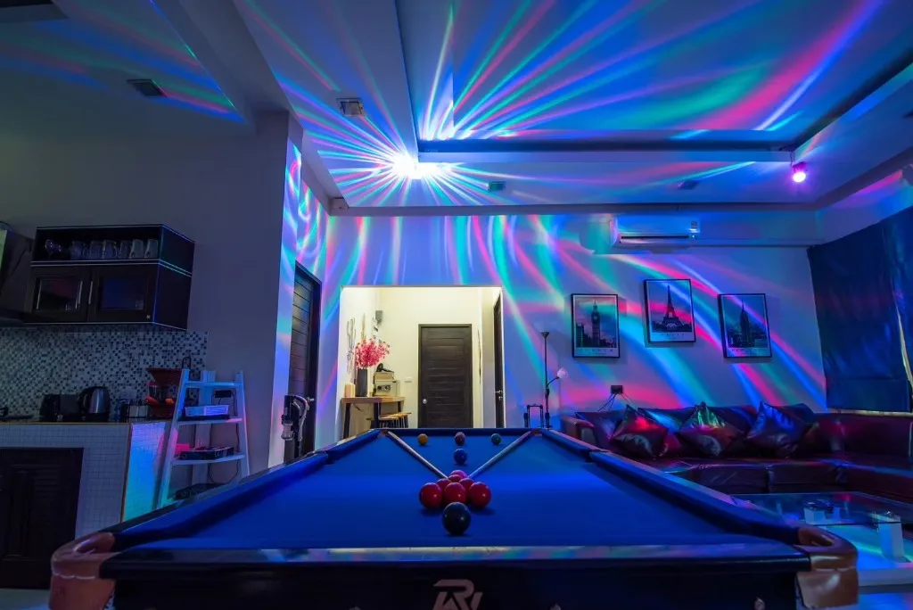 Gorges Beach Pool Villa บางเสร่