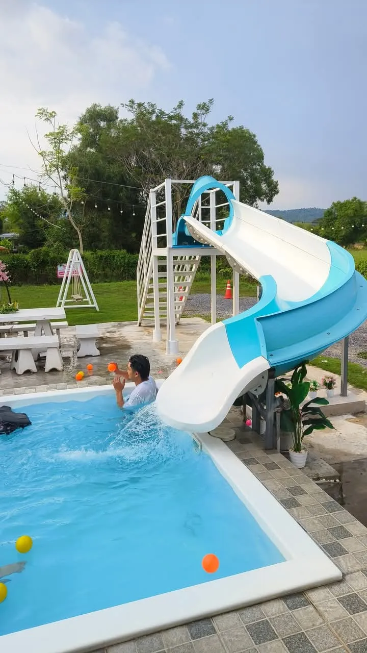 Pixel​ mountain​ view​ pool​villa​