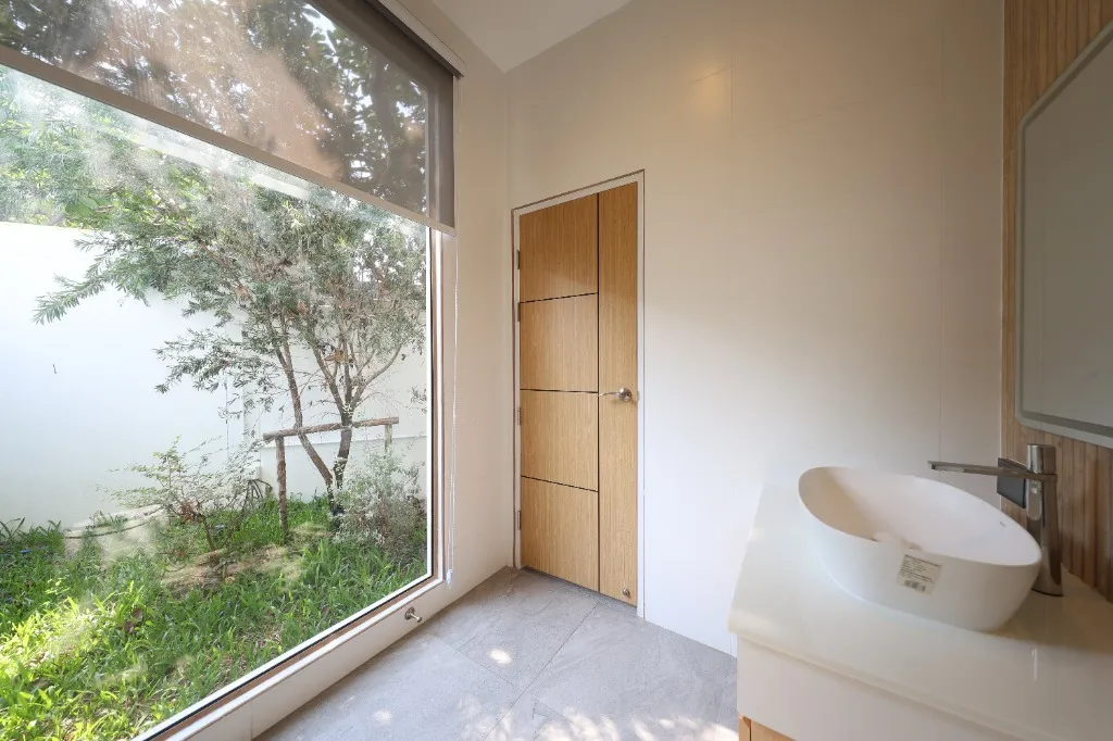 THE BOTANY LUXURY บางแสน