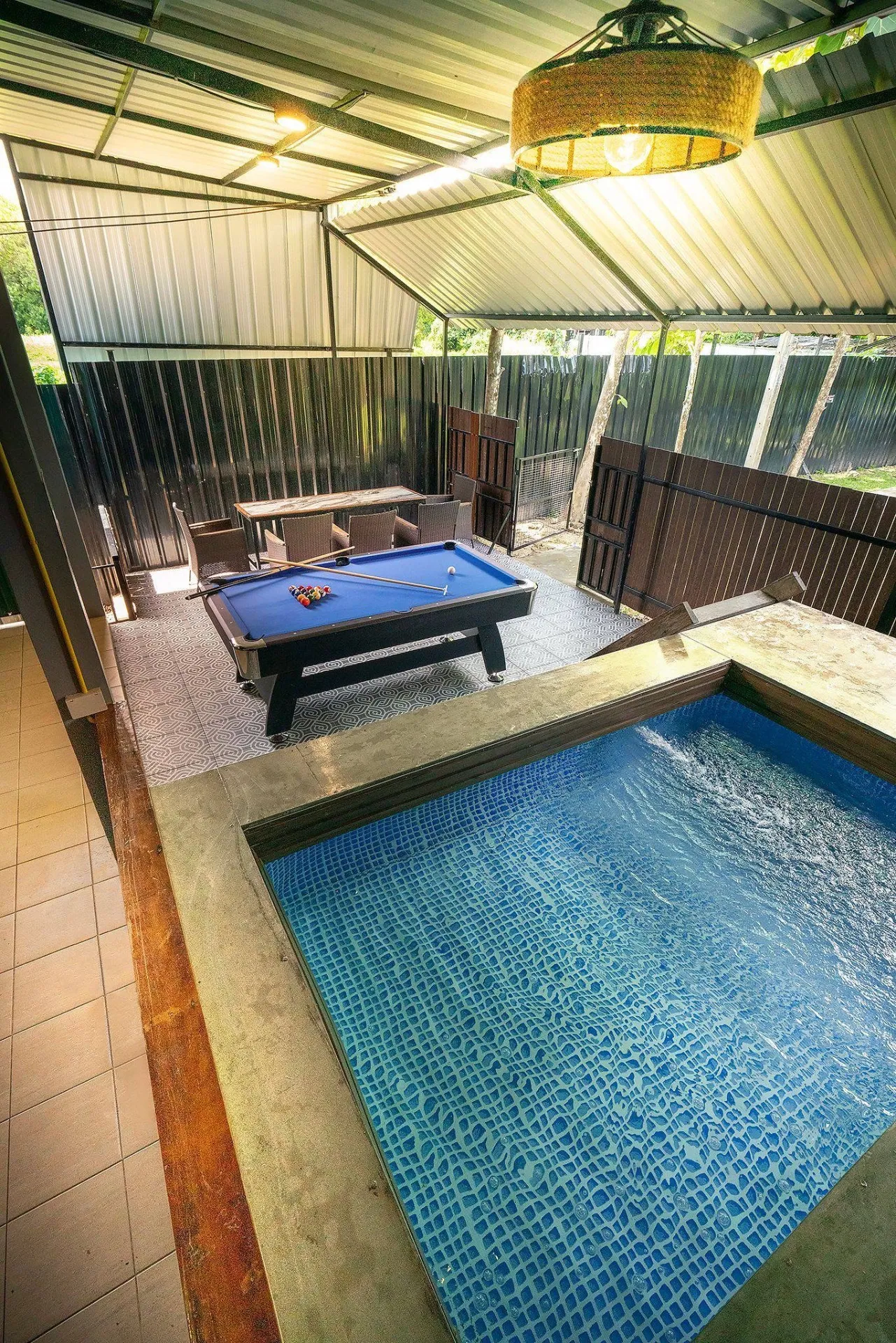 ลิโด้แคมป์ นครนายก Private Pool Suit B1