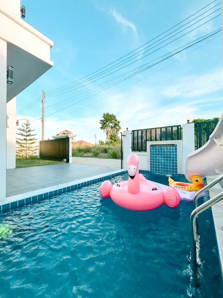 Luna Charm Coco villa Pattaya