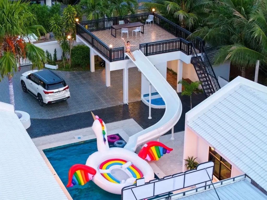 Seattle Pool Villa Pattaya