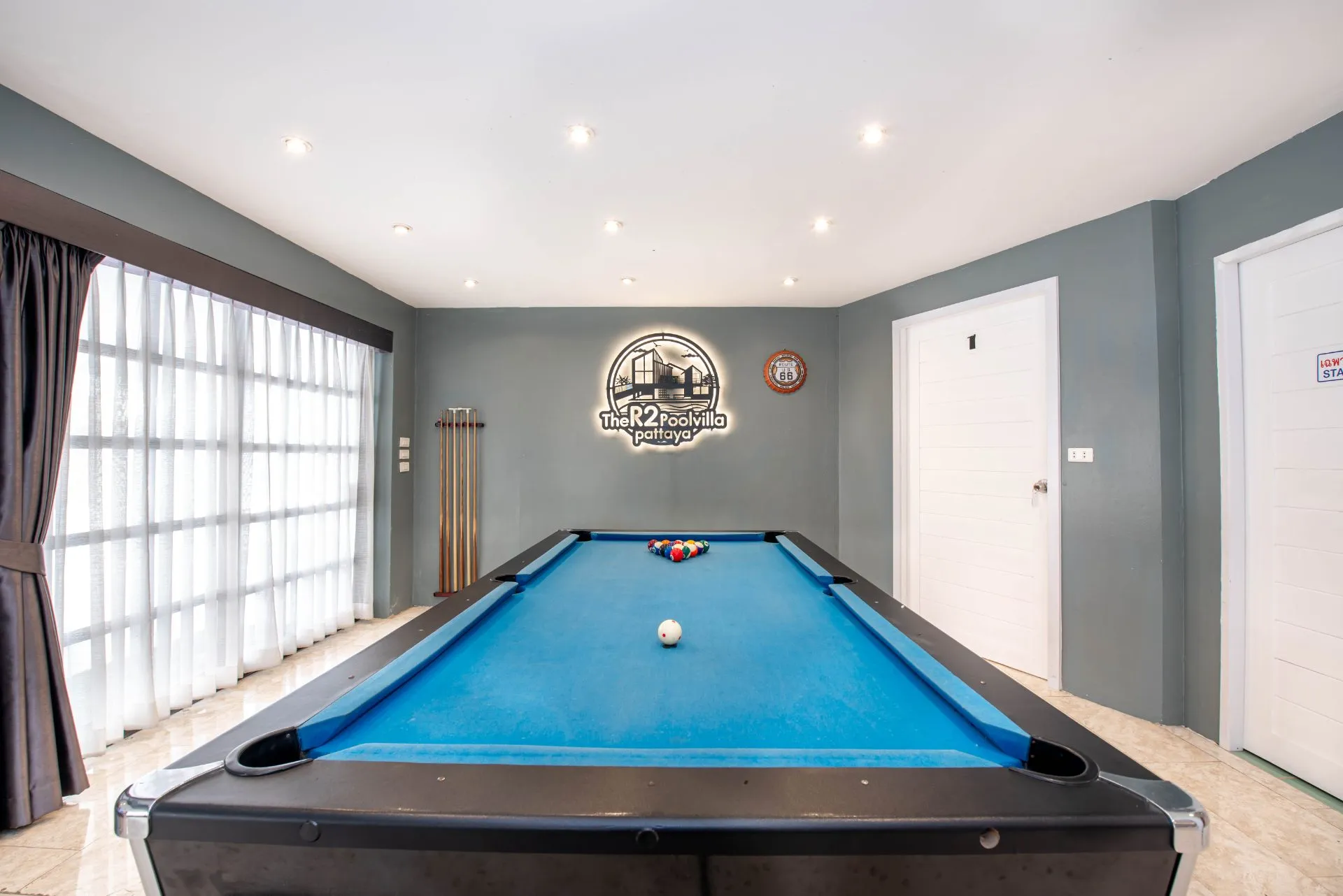 The R2 Poolvilla
