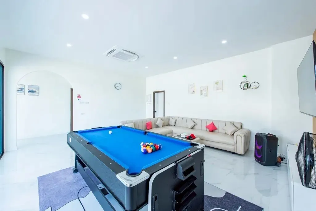 Panmora poolvilla (สัตหีบ)