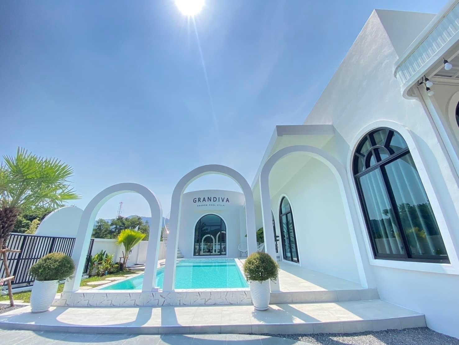 Grandiva Khanom Pool Villa