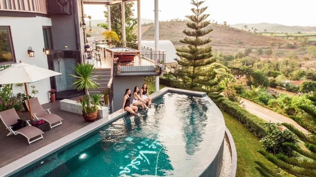 Luxury Grand Villa 4 Bedroom