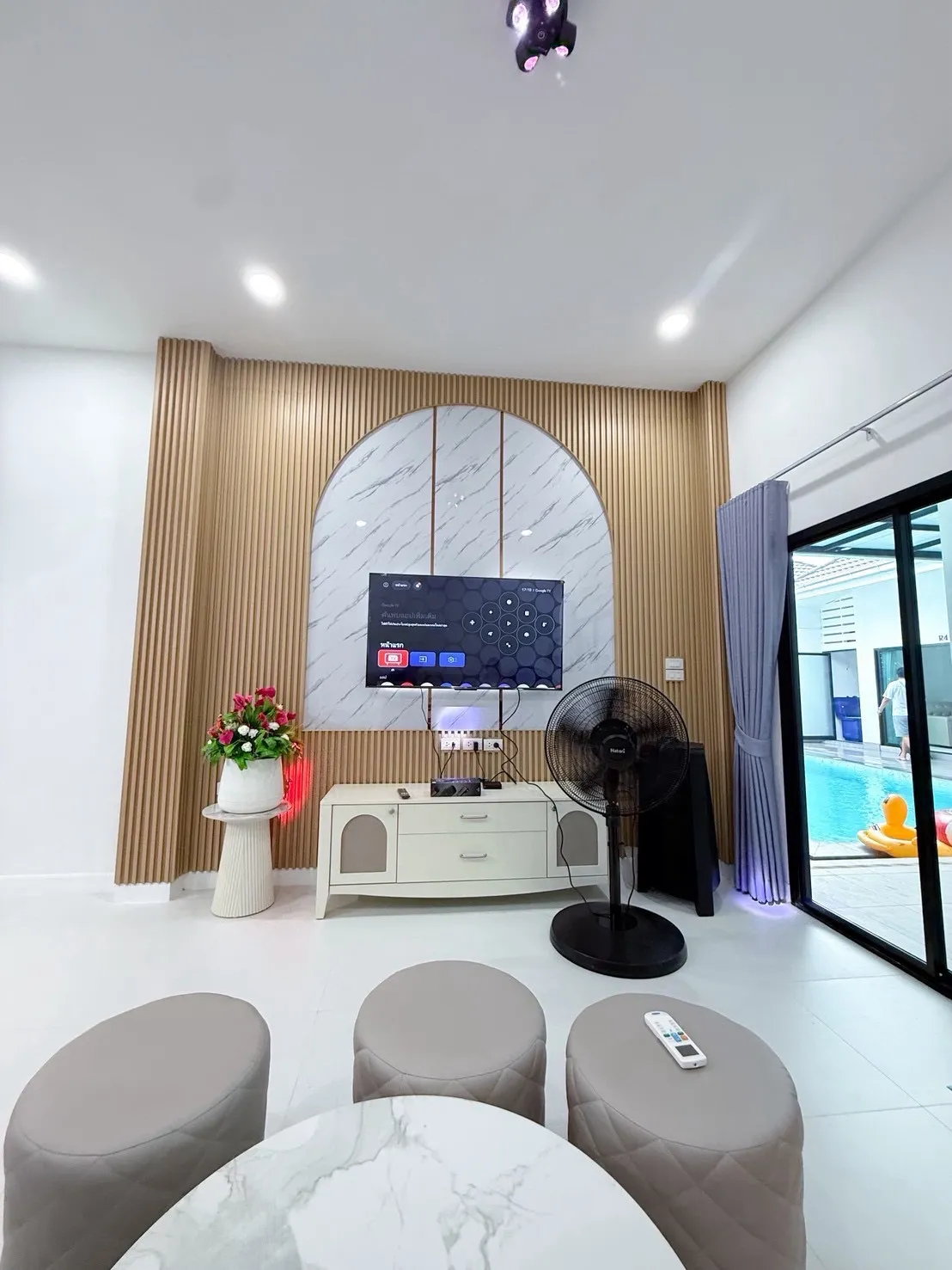 SEANILE POOLVILLA SATTAHIP – BANGSARAY