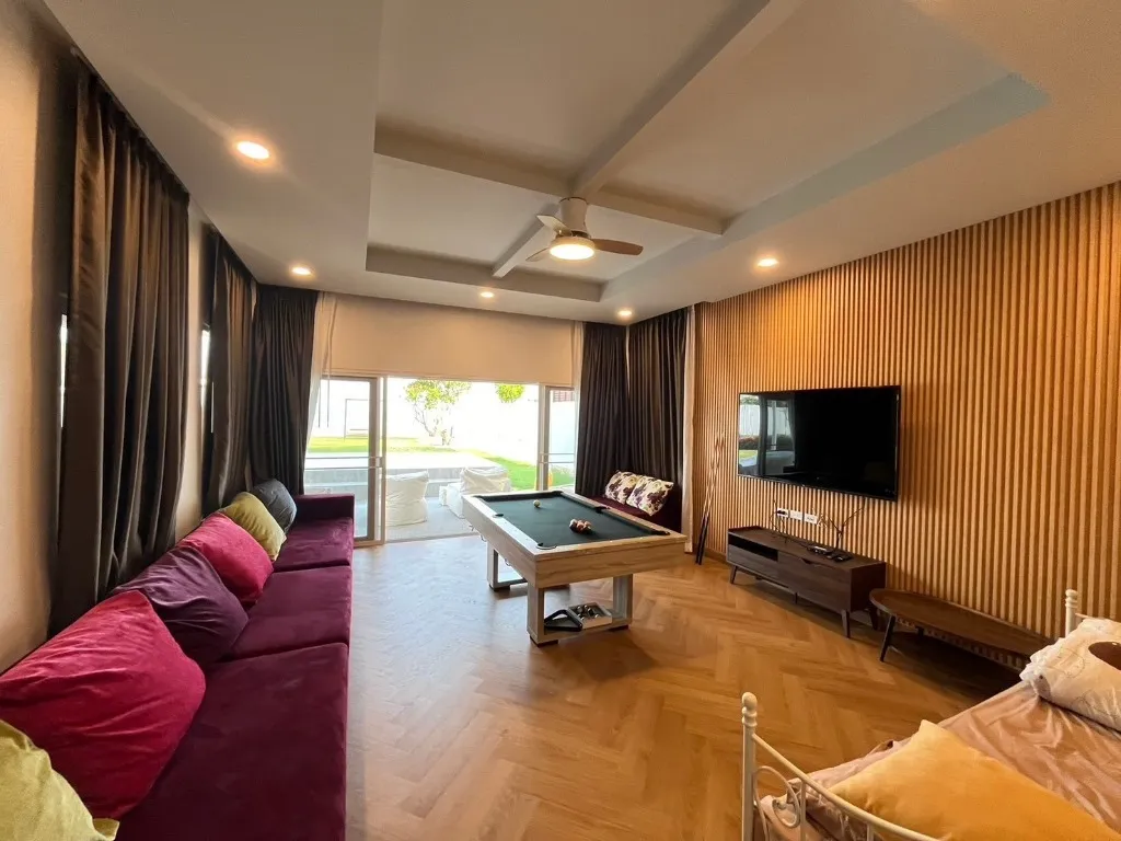 Melis Villa Beachfront 