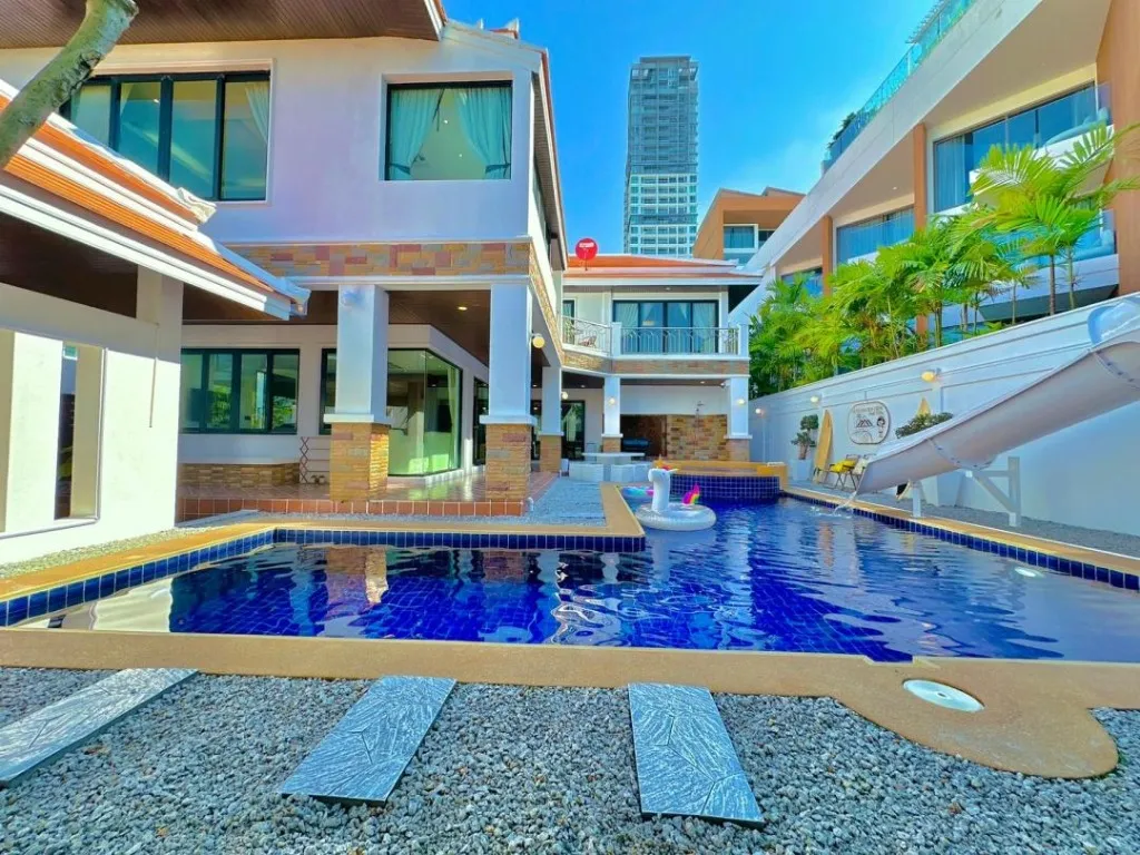 Lunlana Sea View Pool Villa Pattaya