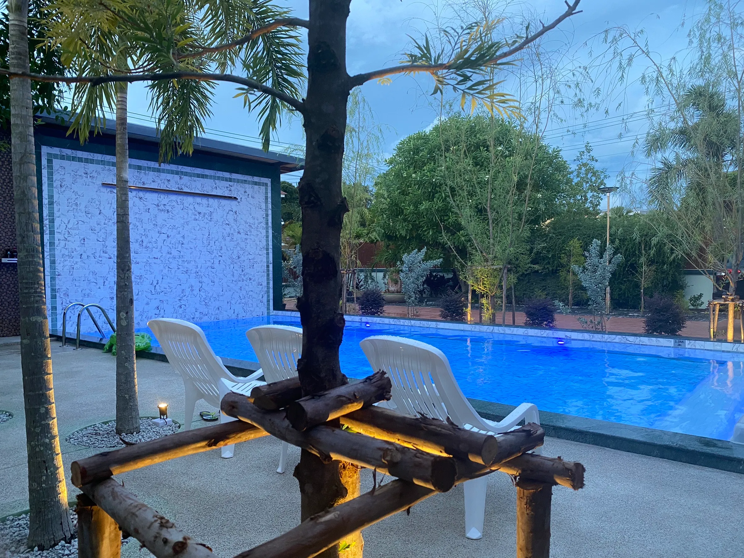 Let’s Chill Pool Villa Satahip