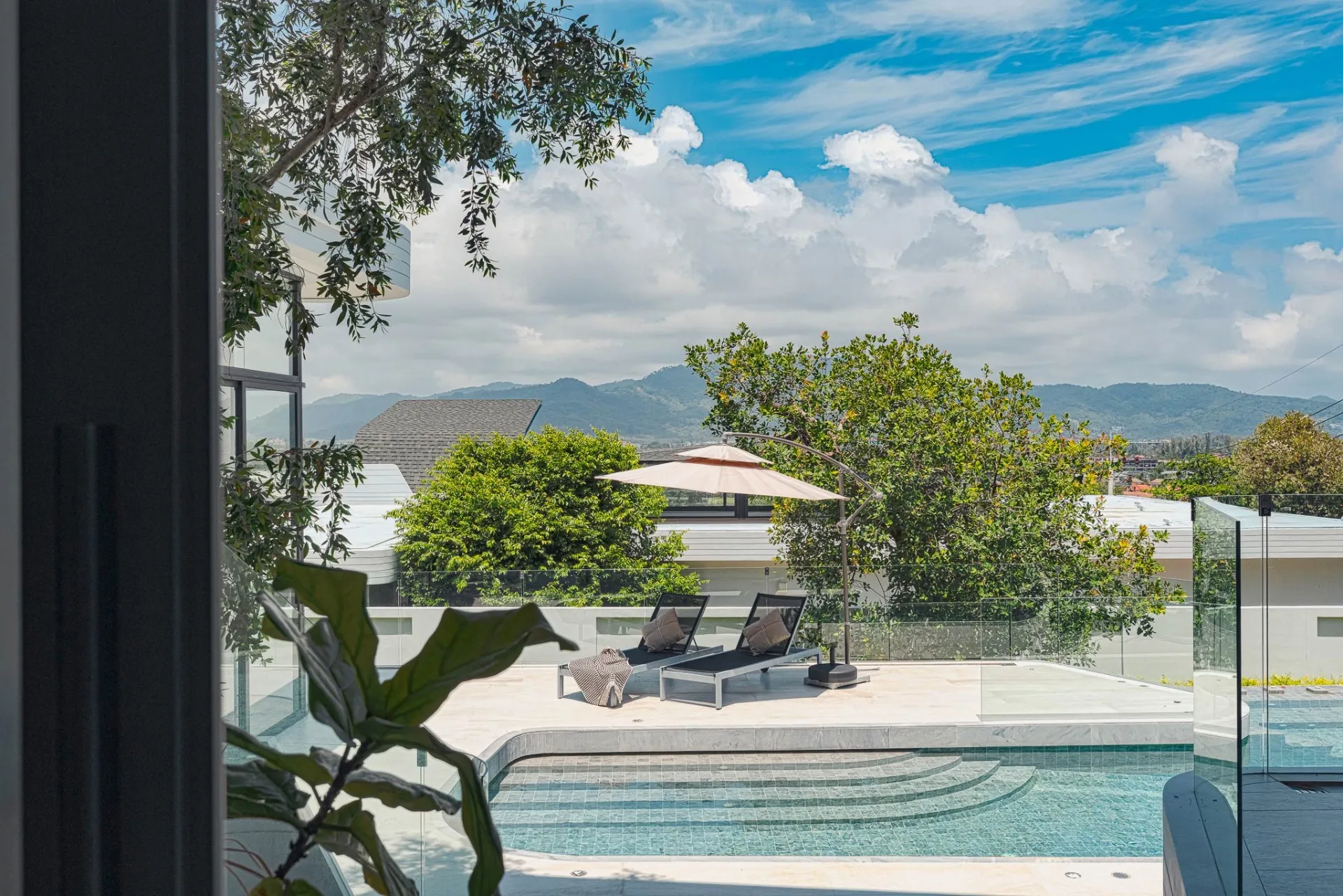ZAVAYA VILLAS FUJI