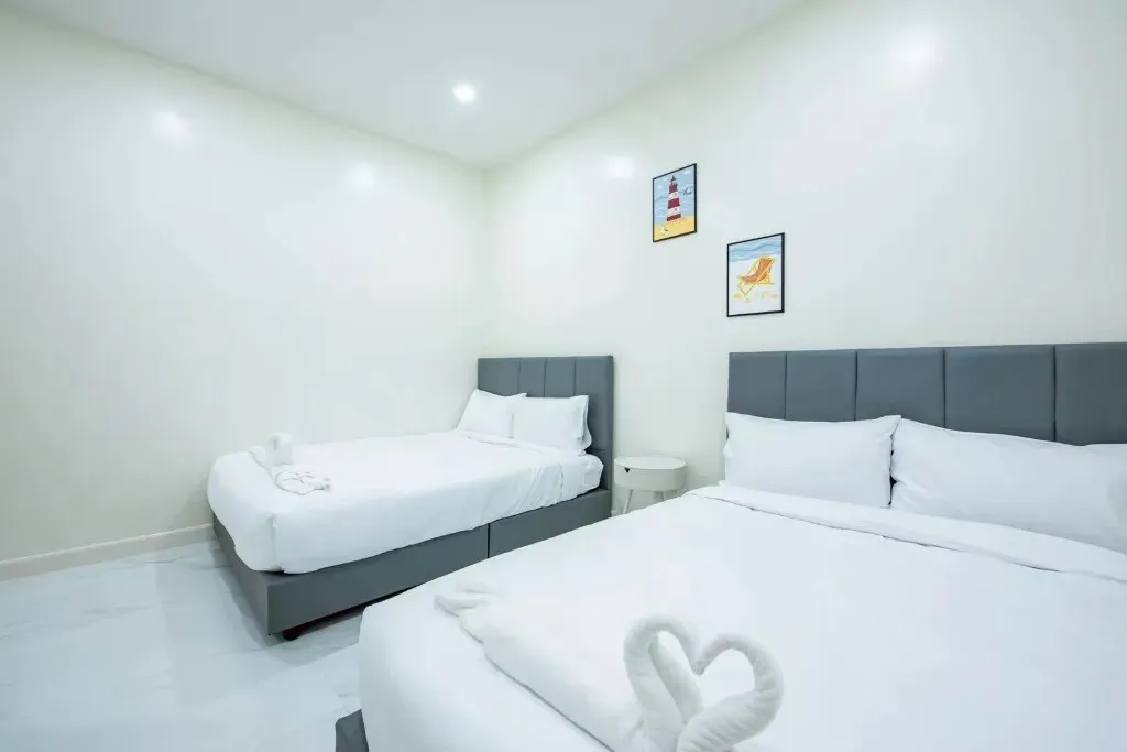 Panmora poolvilla (สัตหีบ)