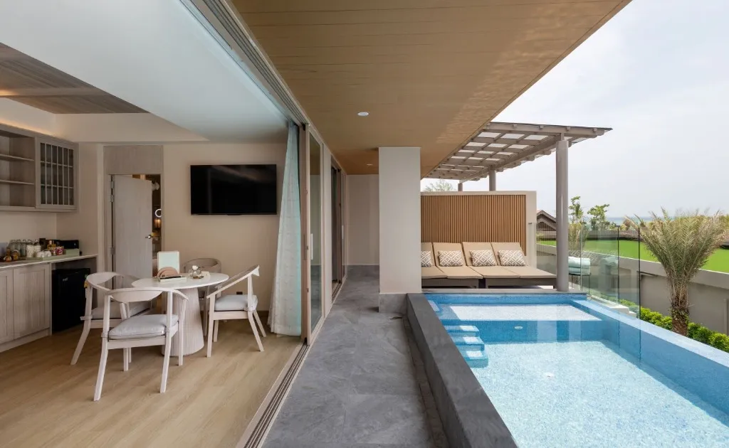 SEASIDE TWO-BEDROOM POOL SUITE