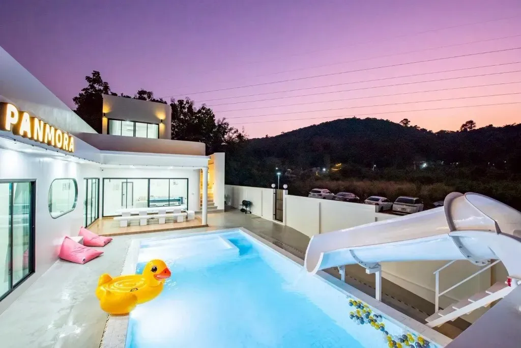 Panmora poolvilla (สัตหีบ)