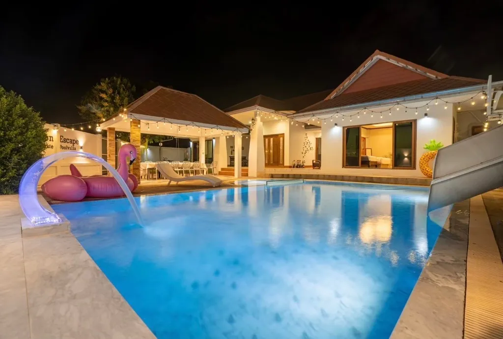 Moon Escape Poolvilla Pattaya