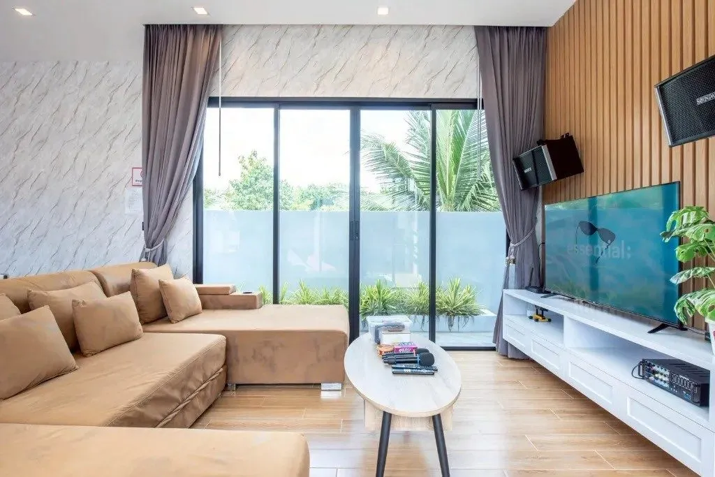 Miguel Pool Villa Pattaya 2