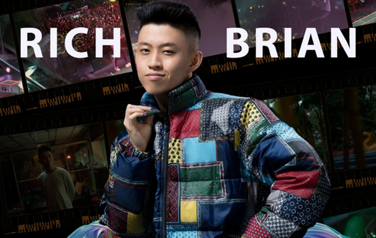 Rich Brian Resmi Menjadi Brand Ambassador Laptop ASUS