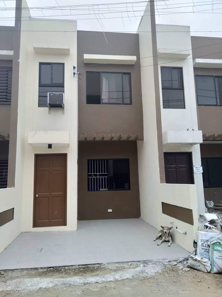 House & Lot For Sale In LAPU-LAPU CITY (OPON), CEBU