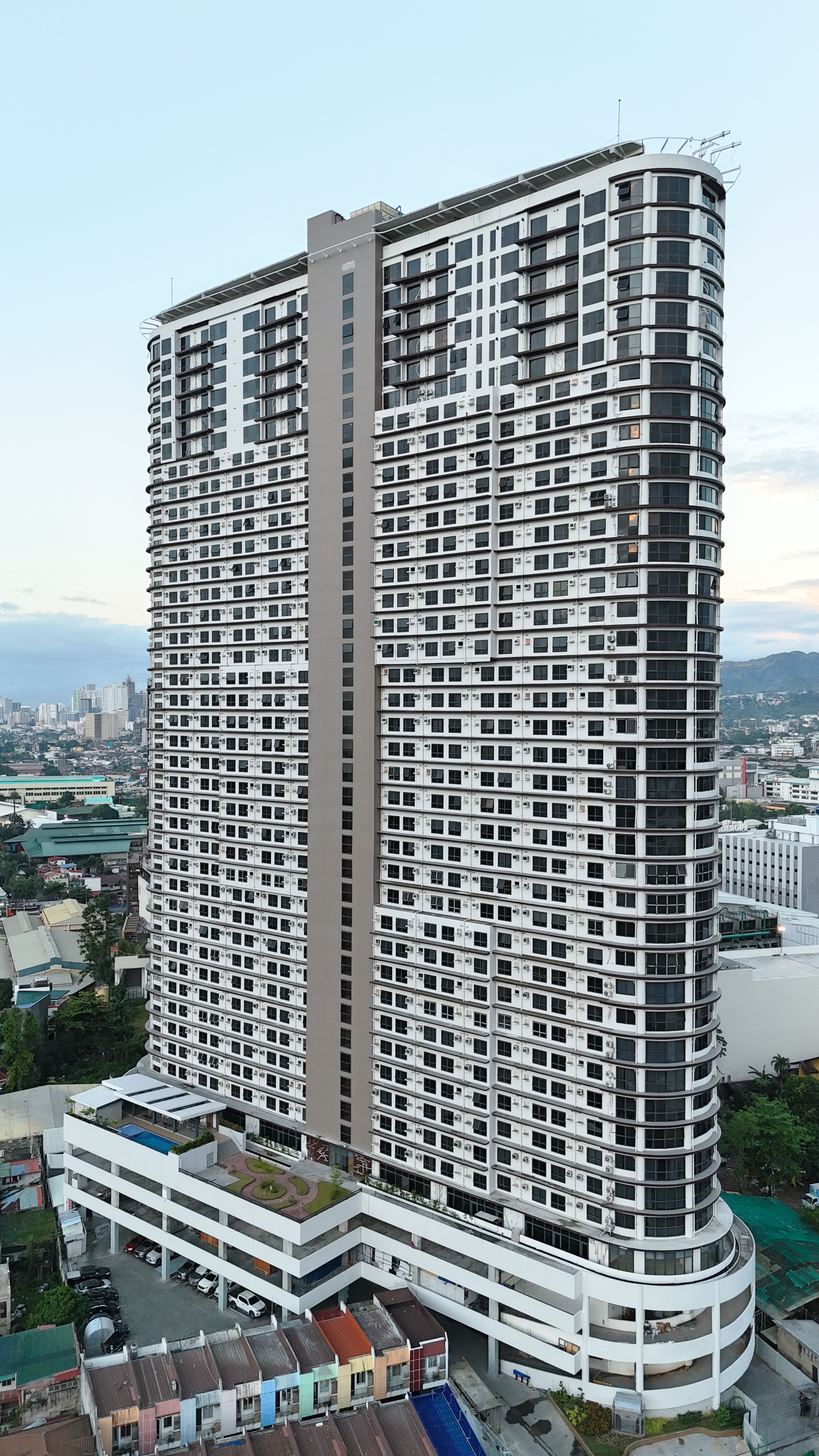 Condominium For Sale In MANDAUE CITY, CEBU