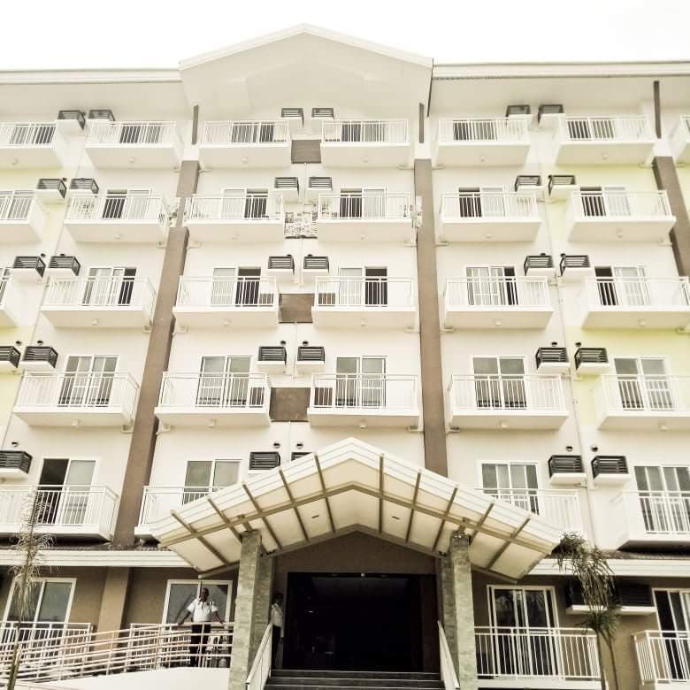 Condominium For Sale In LAPU-LAPU CITY (OPON), CEBU