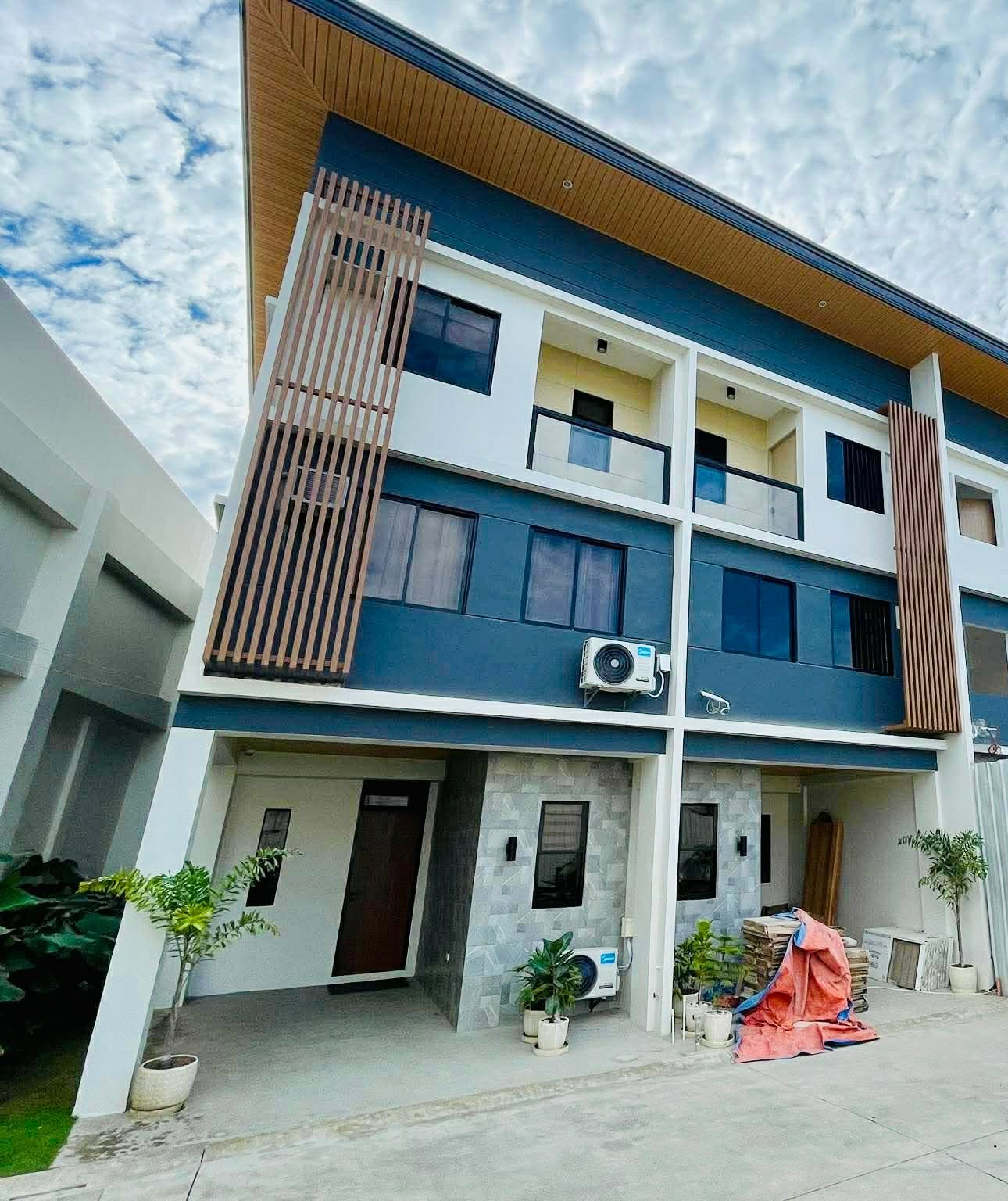 House & Lot For Sale In MANDAUE CITY, CEBU