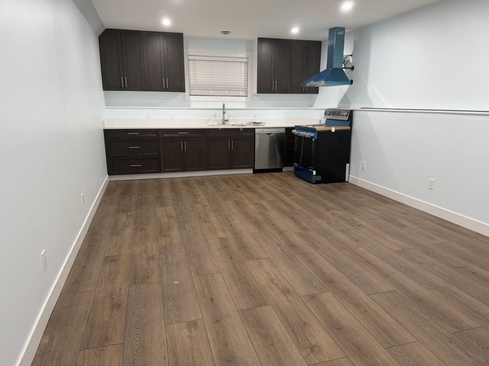 地下室二室一厅出租