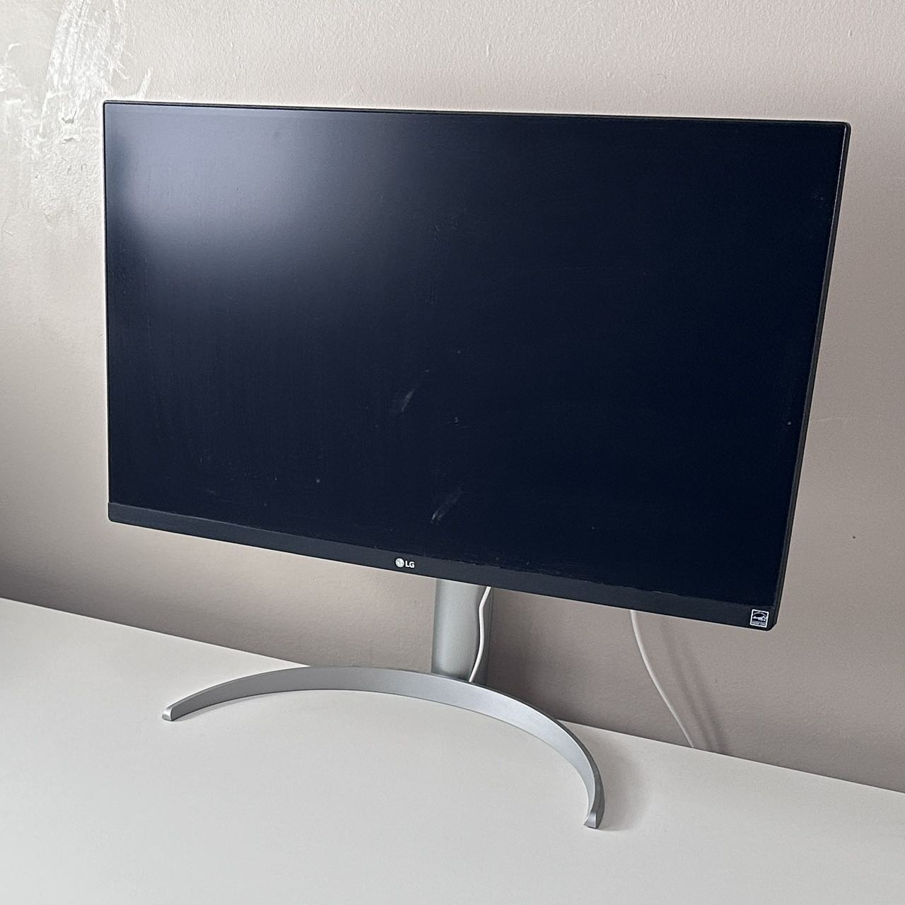 LG 27寸显示器出卖