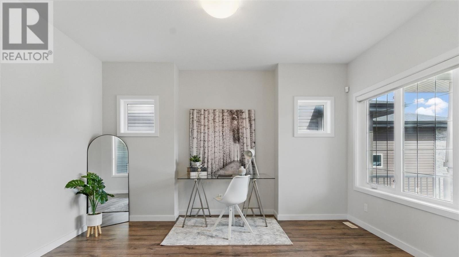 Public Open House公众开放看房 306 Secord Way 4月18日 周六 12:00-2:00PM Gary Gai或者同事Clay Timmerman会在此迎接🙏 ————— Brighton小区背靠公园绿地3房3卫独立屋出售。Montana Homes - 5