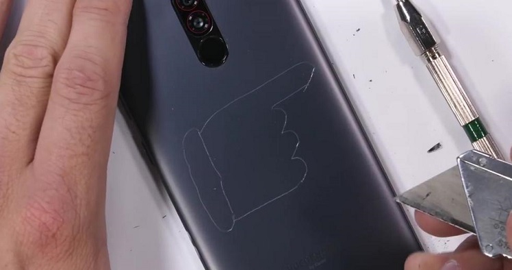 Poco F1 - JerryRigEverything