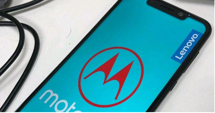 Moto X4