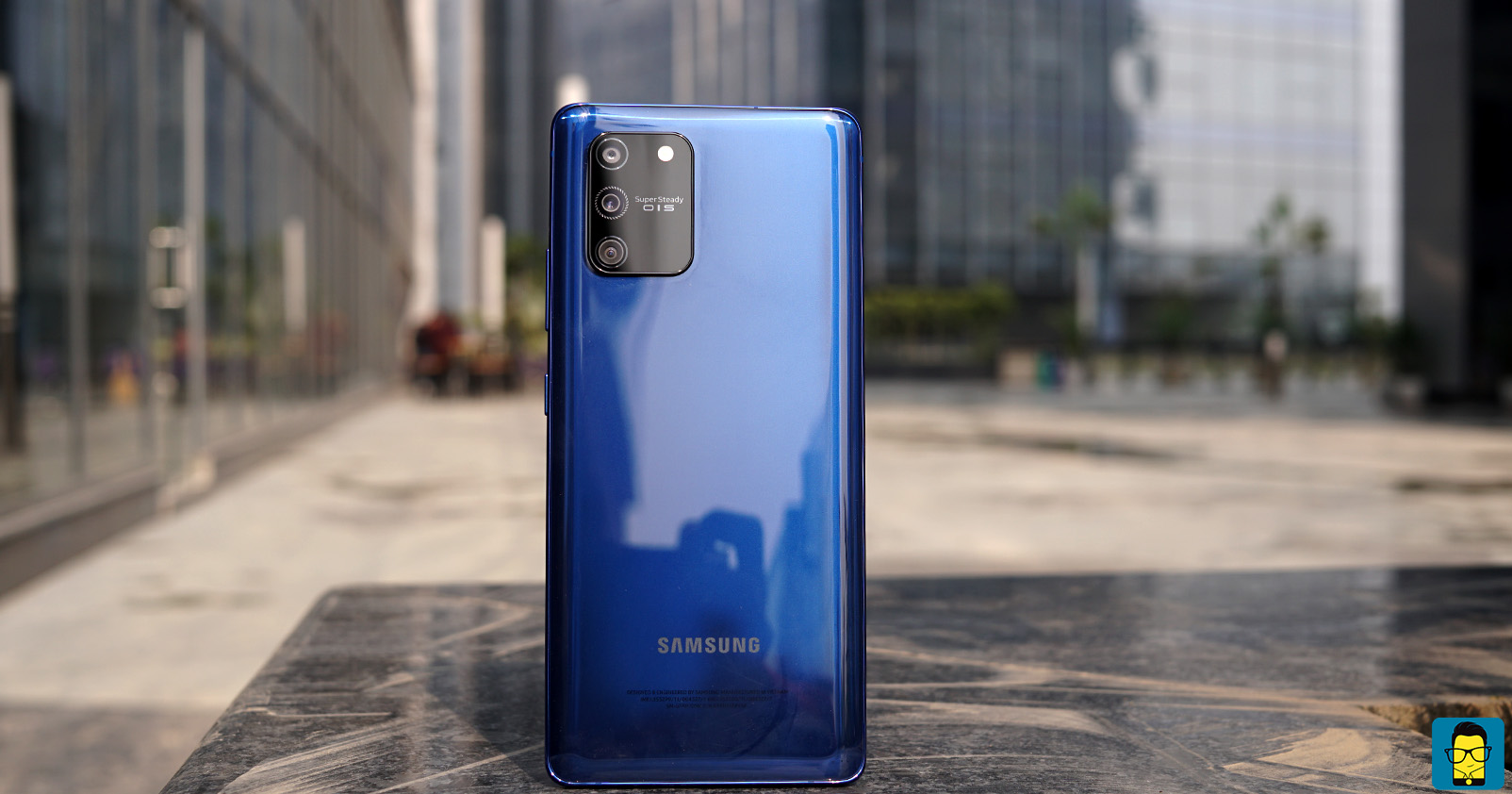 Samsung Galaxy S10 Lite -1