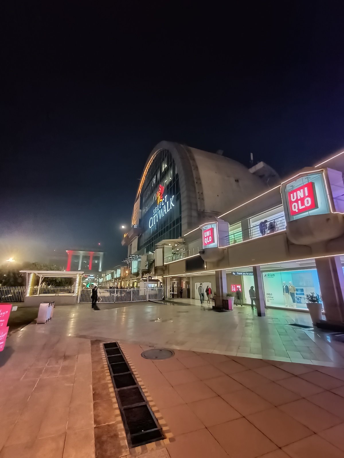 Ultra-wide Camera (Night Mode On)