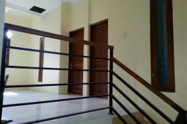 kost dpn SimSix Jl.Prof Soedharto (belakang BRI Ngesrep)