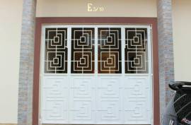 PINTU DEPAN