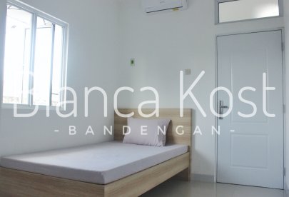 Blanca Kost Bandengan Selatan