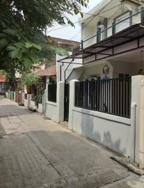 PONDOK LATHIFAH: WA 0856-5934-8807 Kost putri, cozy, bersih, aman,nyaman