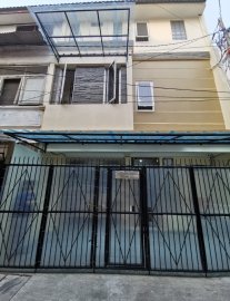 Kost BERKAT KM LUAR + Jendela (HARGA TIDAK NEGO)