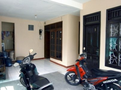 KOST ARMINA CEMPAKA PUTIH JAKARTA PUSAT