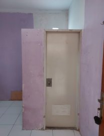 DISEWAKAN KAMAR KOST DAERAH PASAR REBO, JALAN RAYA BOGOR STRATEGIS COCOK UNTUK MAHASISWA