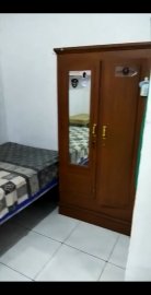 Kost putri tahunan