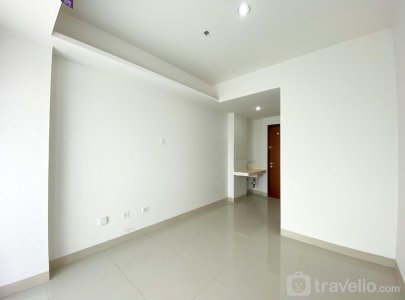 Unfurnished Studio with AC at 11th Floor Thamrin District Bekasi Apartment 