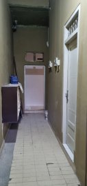 Kost di lokasi strategis. Baru renovasi