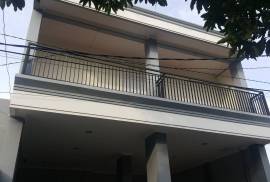 kost surabaya nyaman dan lokasi strategis . 