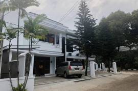 Kost Premium WISMA CEMARA