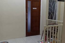 Terima kost putri belakang UMM3 Malang